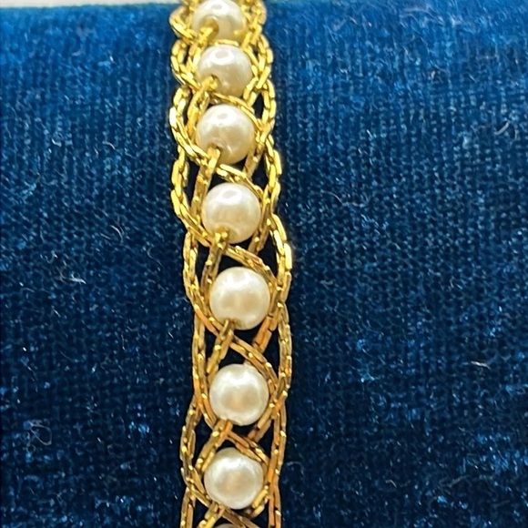 Napier Pearl Bracelet Gold Tone Chain Link Spring Ring Closure - Picture 1 of 10